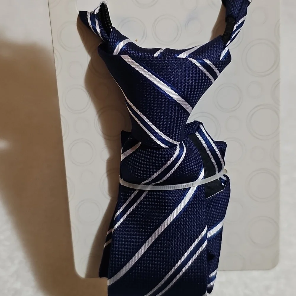 Wonder Nation Boys 2 Piece Set Zip Tie and Pocket Square Blue New